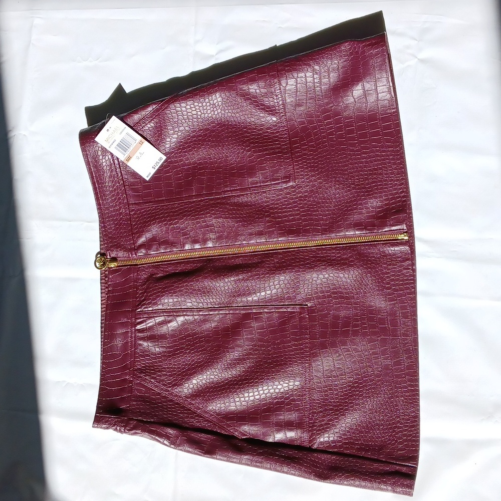 NWT Michael Kors micro skirt, Size 12, faux croc pu leather, Color Burgundy